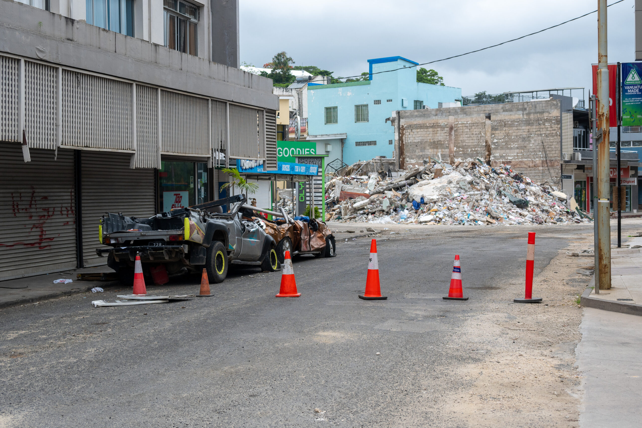Remaining pile of rubbles of the Billabong buiding in Port Vila CBD.